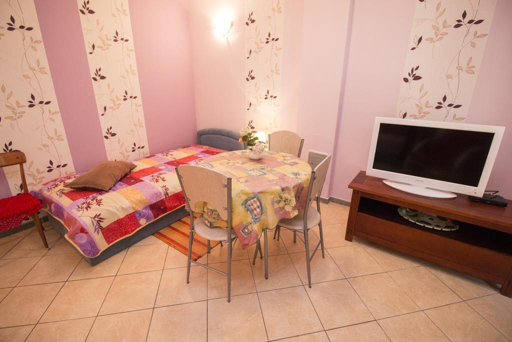 רוביני Apartments Grace מראה חיצוני תמונה