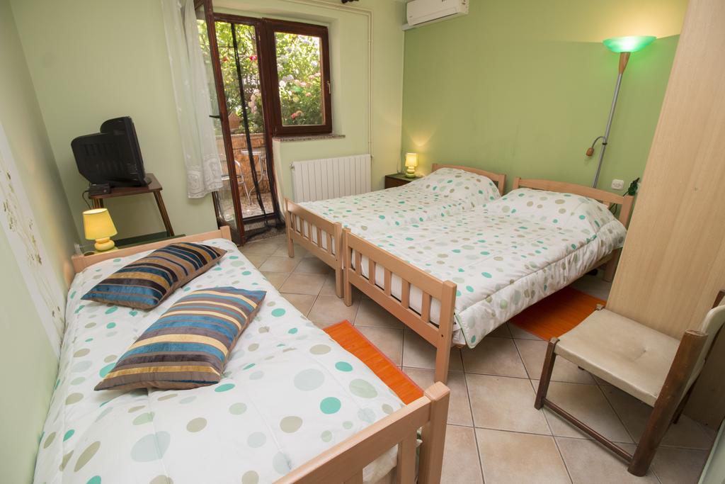 רוביני Apartments Grace מראה חיצוני תמונה