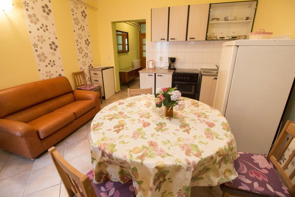 רוביני Apartments Grace מראה חיצוני תמונה