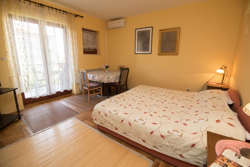 רוביני Apartments Grace מראה חיצוני תמונה