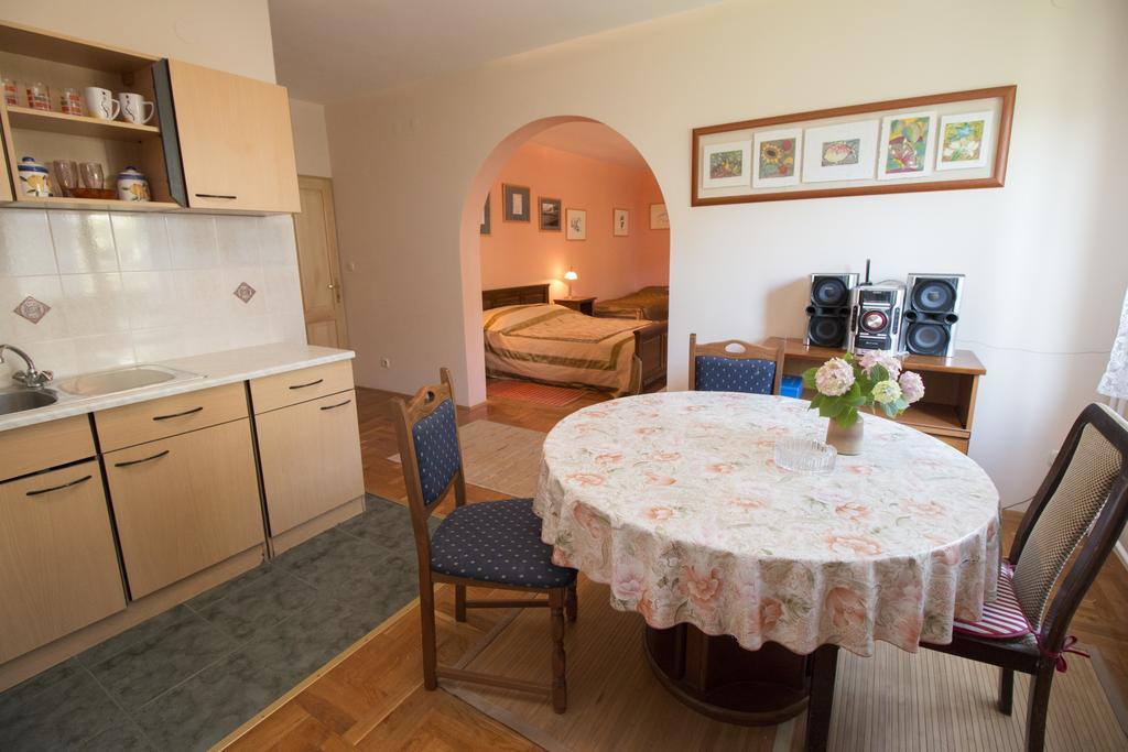 רוביני Apartments Grace מראה חיצוני תמונה