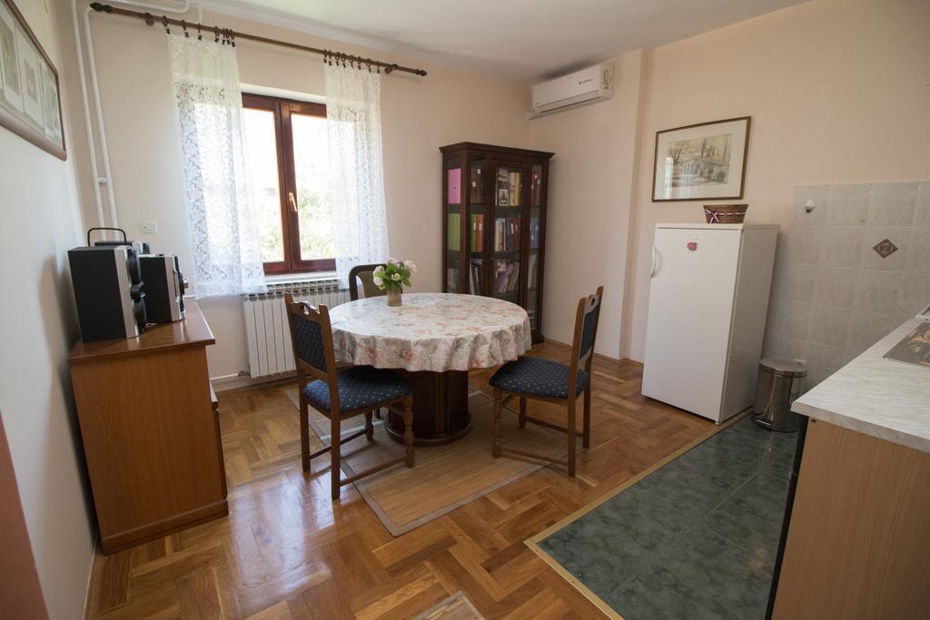 רוביני Apartments Grace מראה חיצוני תמונה